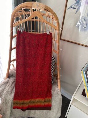 Vintage 100% silk wrap skirt / size 10